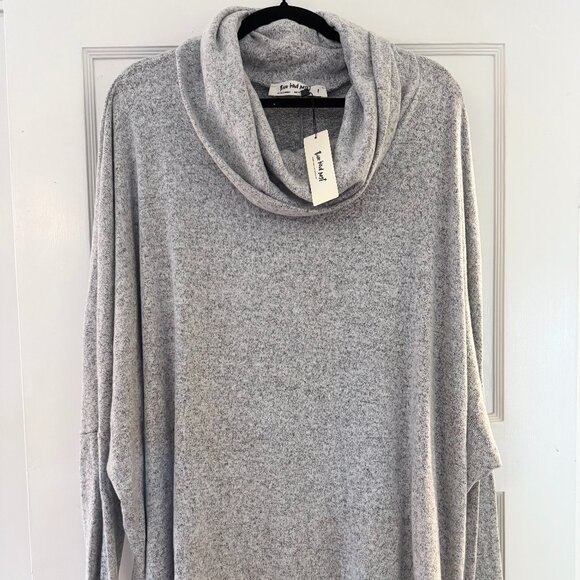 NWT Three Bird Nest The Nest So Versatile Flowy Knit Sweater L - Picture 2 of 5